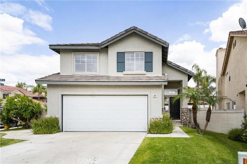 877 Willowcreek, Corona, CA, 92878 | Card Image