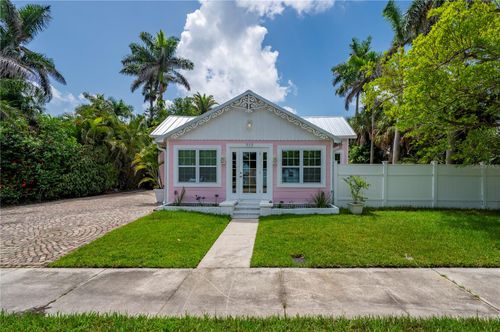 717 W Marion Ave, Punta Gorda, FL, 33950-5407 | Card Image