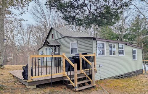 1-W5362 Yellowsands Dr, Spooner, WI, 54801-7318 | Card Image