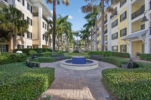 302-3130 W Latitude Cir, Delray Beach, FL, 33483-8008 | Card Image