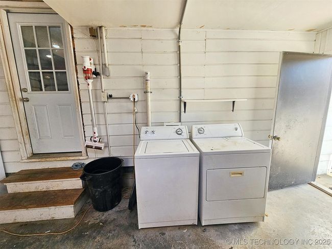 1306 E Shawnee St, House other with 3 bedrooms, 2 bathrooms and null parking in Tahlequah OK | Image 32