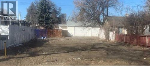 1607 3 Ave N, Lethbridge, AB, T1H0J7 | Card Image