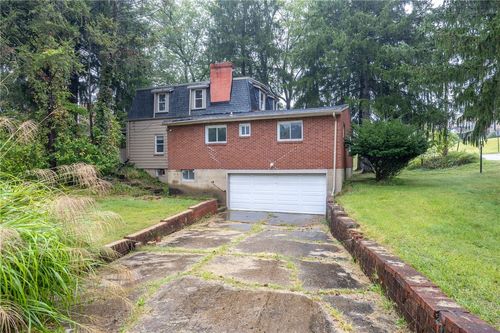 5011 3rd St, Verona, PA, 15147-2419 | Card Image