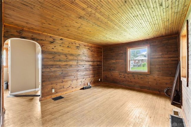 700 James St, House other with 3 bedrooms, 2 bathrooms and null parking in Springfield OH | Image 4