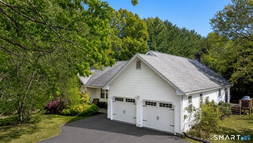 2050 Poquonock Ave, Windsor, CT, 06095-1238 | Card Image
