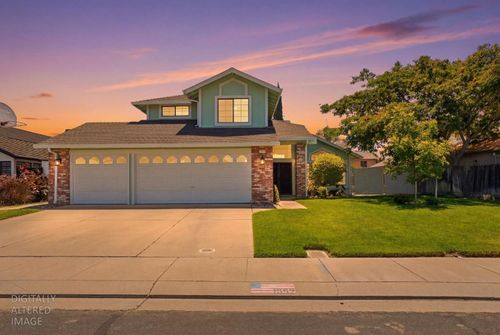 1552 Parkview Street, Manteca, CA, 95337 | Card Image