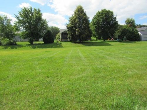 104 5th Avenue Ct, Coggon, IA, 52218-8200 | Card Image