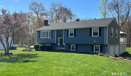 72 Nolan Rd, Hamden, CT, 06514-1104 | Card Image