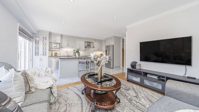 6 Mannel Cres, House other with 6 bedrooms, 4 bathrooms and 4 parking in Brampton ON | Image 25