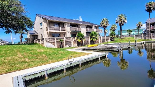2004 Bayhouse Dr, Condo with 3 bedrooms, 3 bathrooms and null parking in Rockport TX | Image 18