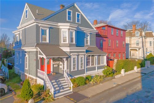 apt-3-12 Catherine St, Newport, RI, 02840-7438 | Card Image