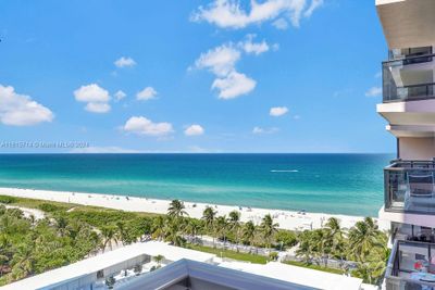 1208 - 5225 Collins Ave, Condo with 2 bedrooms, 2 bathrooms and null parking in Miami Beach FL | Image 1