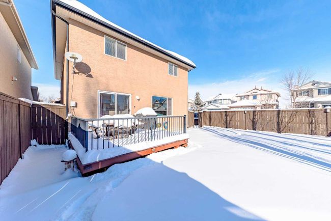 37 Everwillow Park Sw, Home with 4 bedrooms, 3 bathrooms and 4 parking in Calgary AB | Image 42