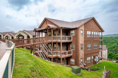 4-31 Blue Bird Way, Branson, MO, 65616-7146 | Card Image