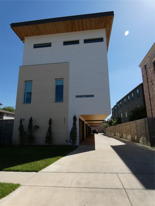 apt-105-2317 Moser Ave, Dallas, TX, 75206-7051 | Card Image