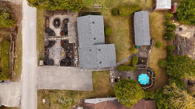 12 Guelph St, House other with 3 bedrooms, 1 bathrooms and 4 parking in Sauble Beach ON | Image 28