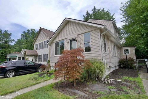 564 Stratford Road, Ferndale, MI, 48220 | Card Image