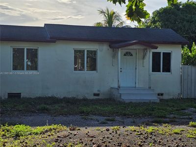 21630 Sw 177th Ave, House other with 2 bedrooms, 1 bathrooms and null parking in Miami FL | Image 1