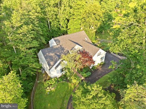335 Ridley Creek Ln, WEST CHESTER, PA, 19380-6667 | Card Image