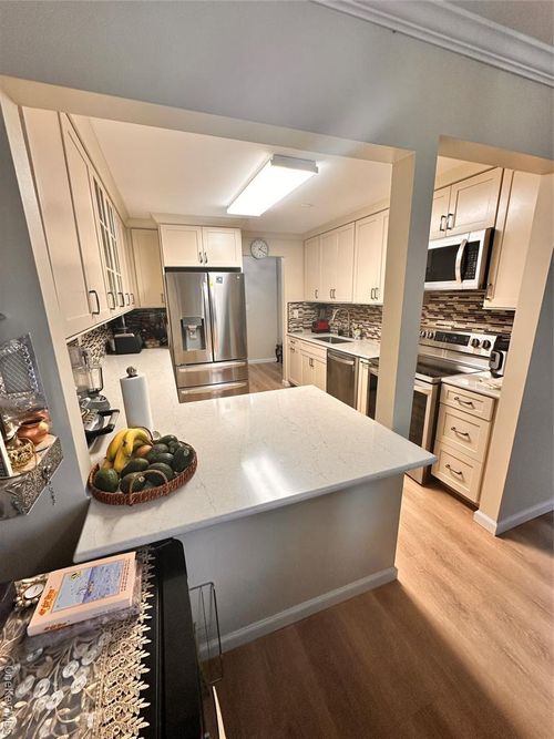 apt-5108-508 Central Park Ave, Scarsdale, NY, 10583-1069 | Card Image