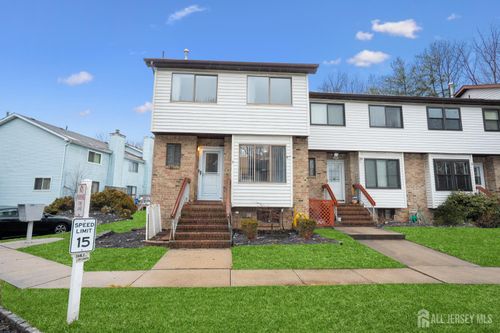 9 Wood Acres Dr, North Brunswick, NJ, 08902-2529 | Card Image