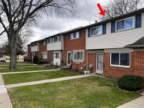 69-25719 Salem Ct, Roseville, MI, 48066 | Card Image