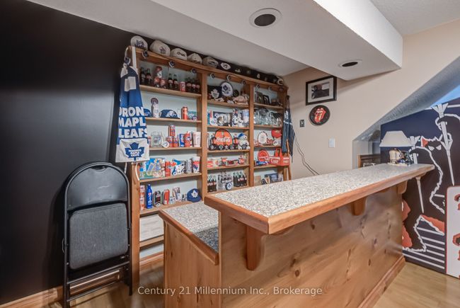 8 Willow Dr, House other with 5 bedrooms, 4 bathrooms and 3 parking in Tiny ON | Image 33