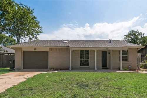 4914 Stagecoach Ln, Garland, TX, 75043-3531 | Card Image