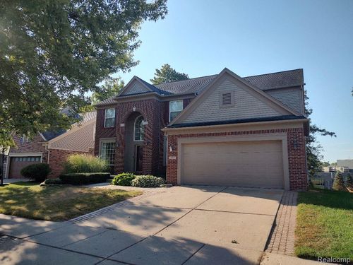 392 Franklin Wright Blvd, Lake Orion, MI, 48362-1590 | Card Image