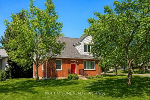 19 Alfred St, Barrie, ON, L4N3L9 | Card Image