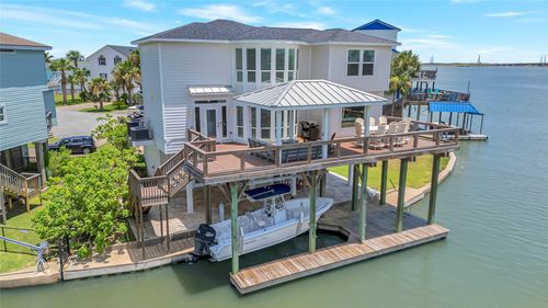 1303 Outrigger, Tiki Island, TX, 77554-6181 | Card Image