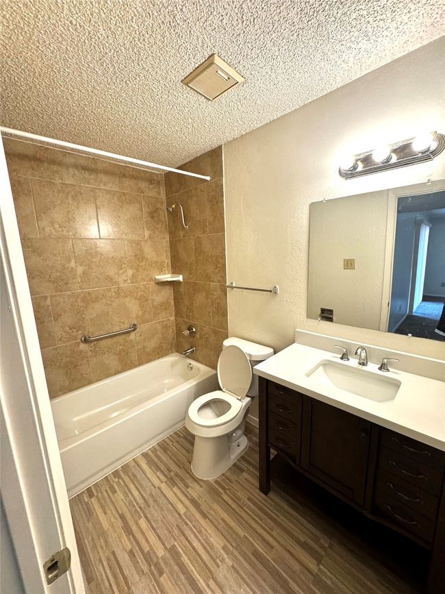 APT-2325 - 12484 Abrams Rd, Condo with 2 bedrooms, 2 bathrooms and null parking in Dallas TX | Image 7