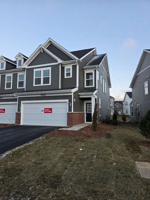 5922 Hawkweed Dr, Naperville, IL, 60564-1052 | Card Image