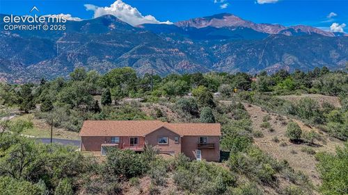 2205 Mesa Rd, Colorado Springs, CO, 80904-1821 | Card Image