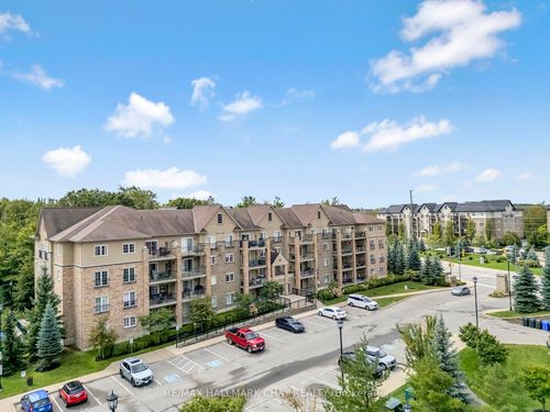 110-41 Ferndale Dr S, Barrie, ON, L4N5T6 | Card Image