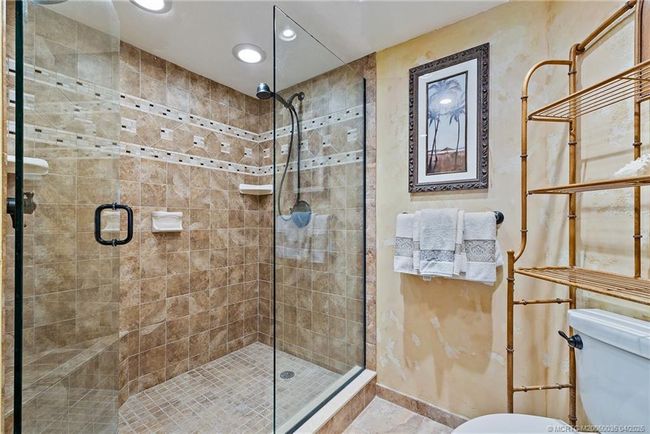 APT-806 - 9550 Ocean Dr, Condo with 3 bedrooms, 2 bathrooms and null parking in Jensen Beach FL | Image 21