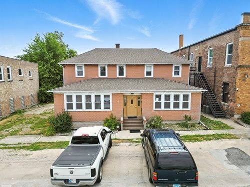 605 Reed St, Beecher, IL, 60401-6668 | Card Image