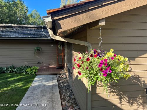 13-600 E Golf Creek Ln, Jackson, WY, 83001-9644 | Card Image