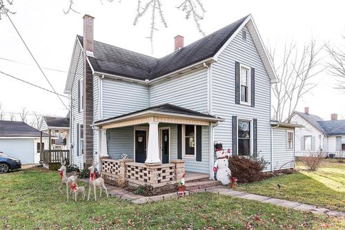 281 Washington St, Dayton, IN, 47941-8020 | Card Image