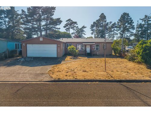 1633 Maple St, Florence, OR, 97439-9430 | Card Image
