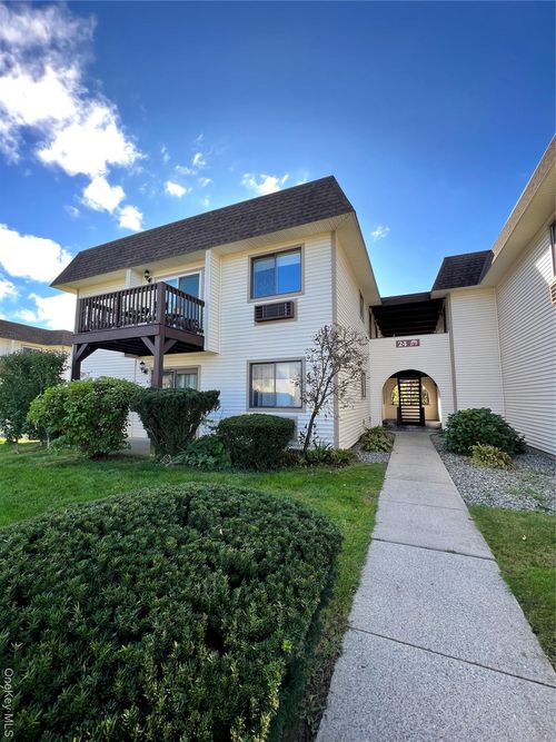 unit-2f-24 Village Park Dr, Fishkill, NY, 12524-3615 | Card Image