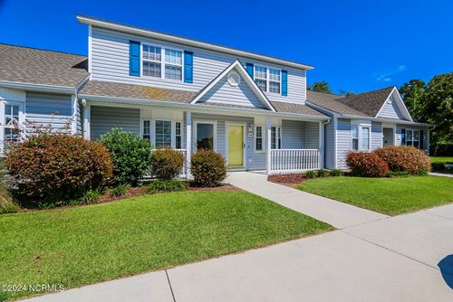 702 Courtyard E, Beaufort, NC, 28516-2425 | Card Image