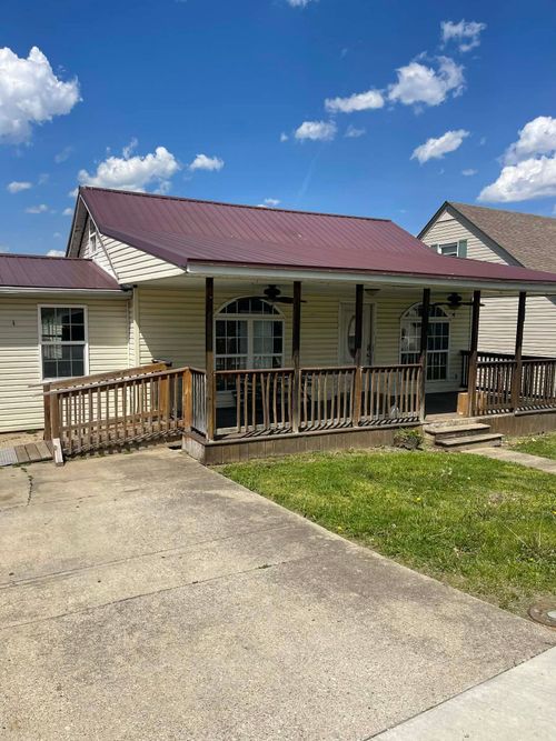3409 S 29th Street, Ashland, KY, 41101 | Card Image