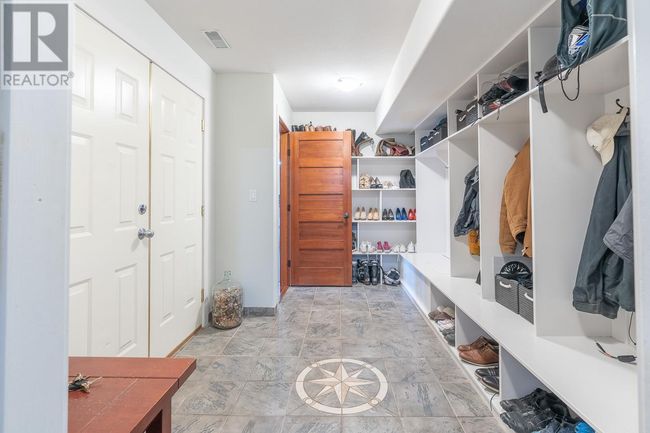 2015 High Country Blvd, House other with 4 bedrooms, 3 bathrooms and 2 parking in Kamloops BC | Image 38