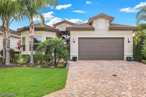 28604 Moraga Ln, Bonita Springs, FL, 34135-9130 | Card Image