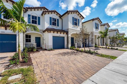 2481 Nw 124th St, Miami, FL, 33167-1492 | Card Image