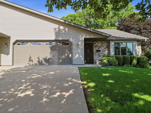 b-311 N Jackson St, Morrison, IL, 61270-3005 | Card Image