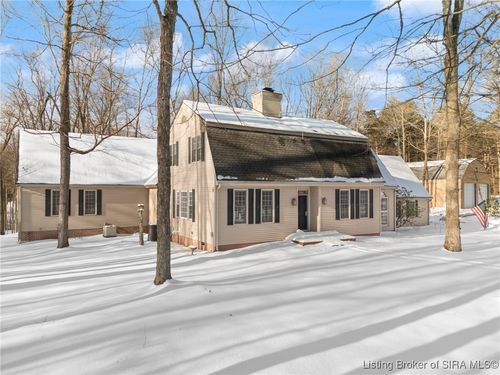 7075 Abbey Woods Dr Ne, New Salisbury, IN, 47161-9642 | Card Image