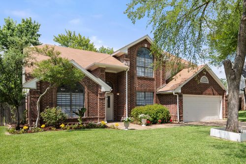 4313 Kenwood Dr, Grapevine, TX, 76051-6711 | Card Image