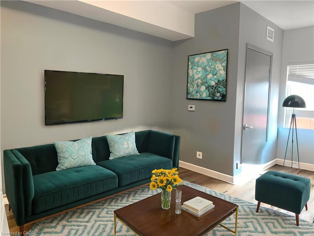 Residential Lease in Waterloo 2